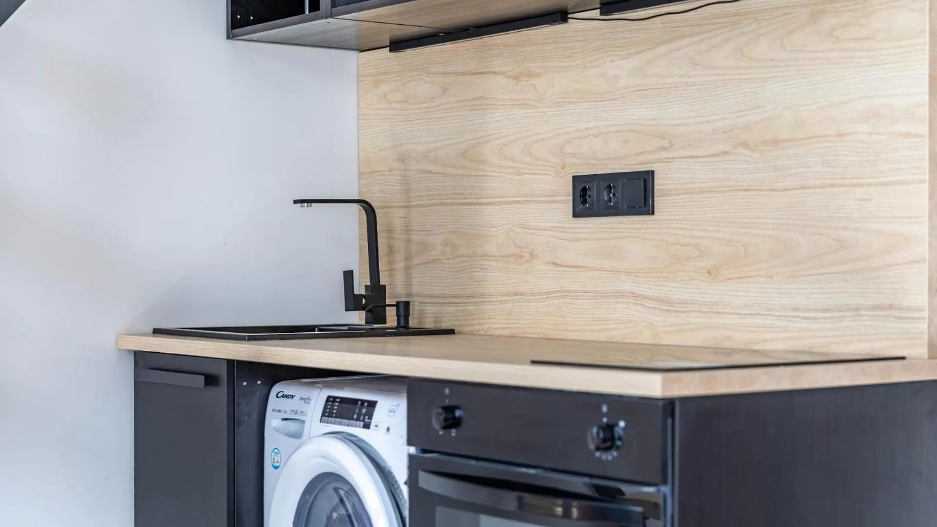 Cool Apartement In Budapest 0*,