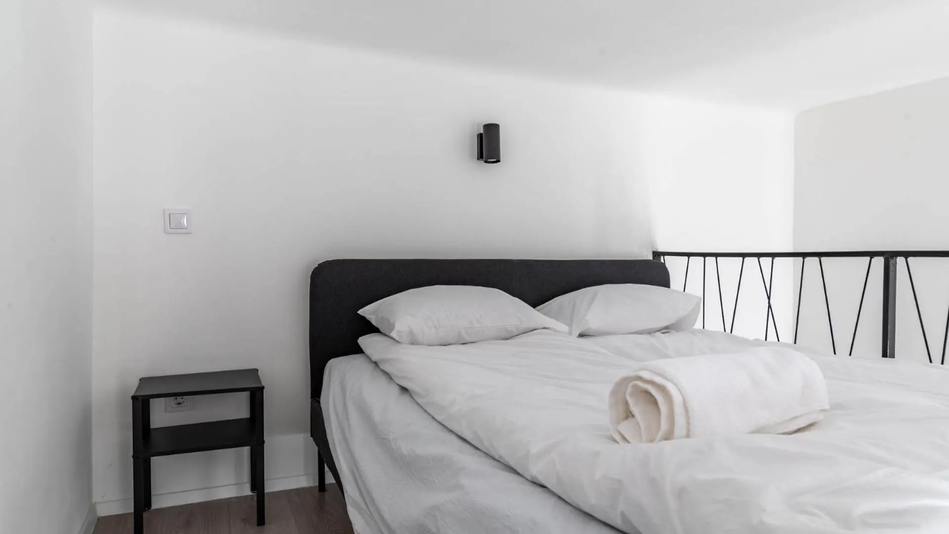 Cool Apartement In Budapest